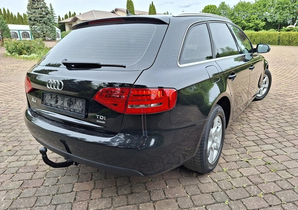 Audi A4 cena 44800 przebieg: 238592, rok produkcji 2012 z Warszawa małe 191